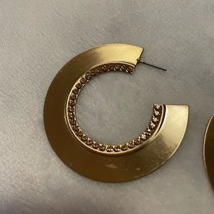 Gold earrings